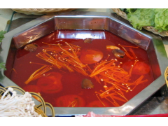 濃湯鍋底，美味霸道