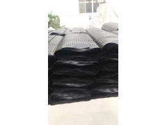 供應【現(xiàn)貨】遵義地下車庫頂板排水板