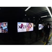 十二封燈箱廣告投放