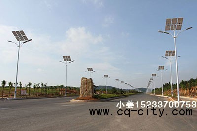 北京美麗鄉(xiāng)村安裝幾米太陽能路燈價(jià)格便宜