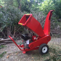 樹枝粉碎機臨汾樹木破碎機大功率園林碎木機移動式粉碎機