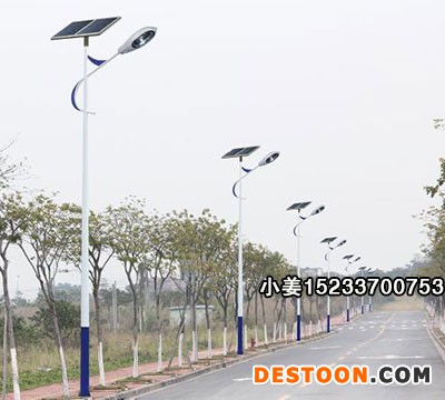 朔州抱箍太陽能路燈哪個廠家有多少錢一套