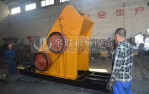 頁巖粉碎機欣欣向榮的發展前景zyx587