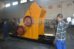 風(fēng)靡市場(chǎng)煤矸石粉碎機(jī)發(fā)展趨勢(shì)明顯hbg257