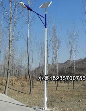 張家口太陽能led路燈5米新農(nóng)村用全套價格