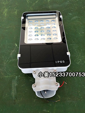 張家口太陽能led路燈5米新農(nóng)村用全套價格