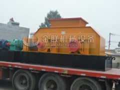 對(duì)輥制砂機(jī)無(wú)條件滿足客戶的需求bsy623