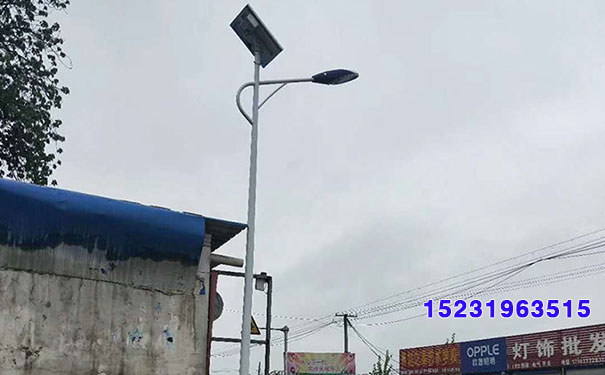 運城6米燈桿價格,新絳賣太陽能路燈的廠家